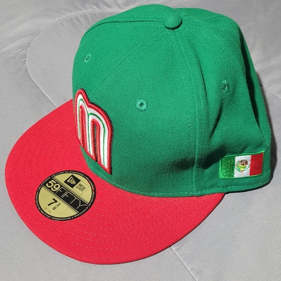 Baseball Cap - Picture 2 of 4